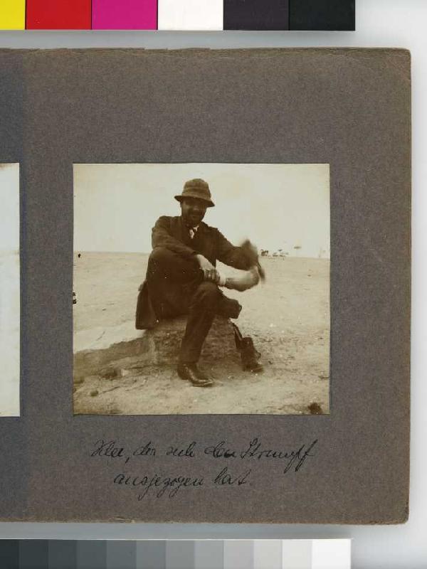 Paul Klee in Tunis in 1914, photographed by Hodler