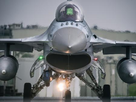 F-16 Fighting Falcon